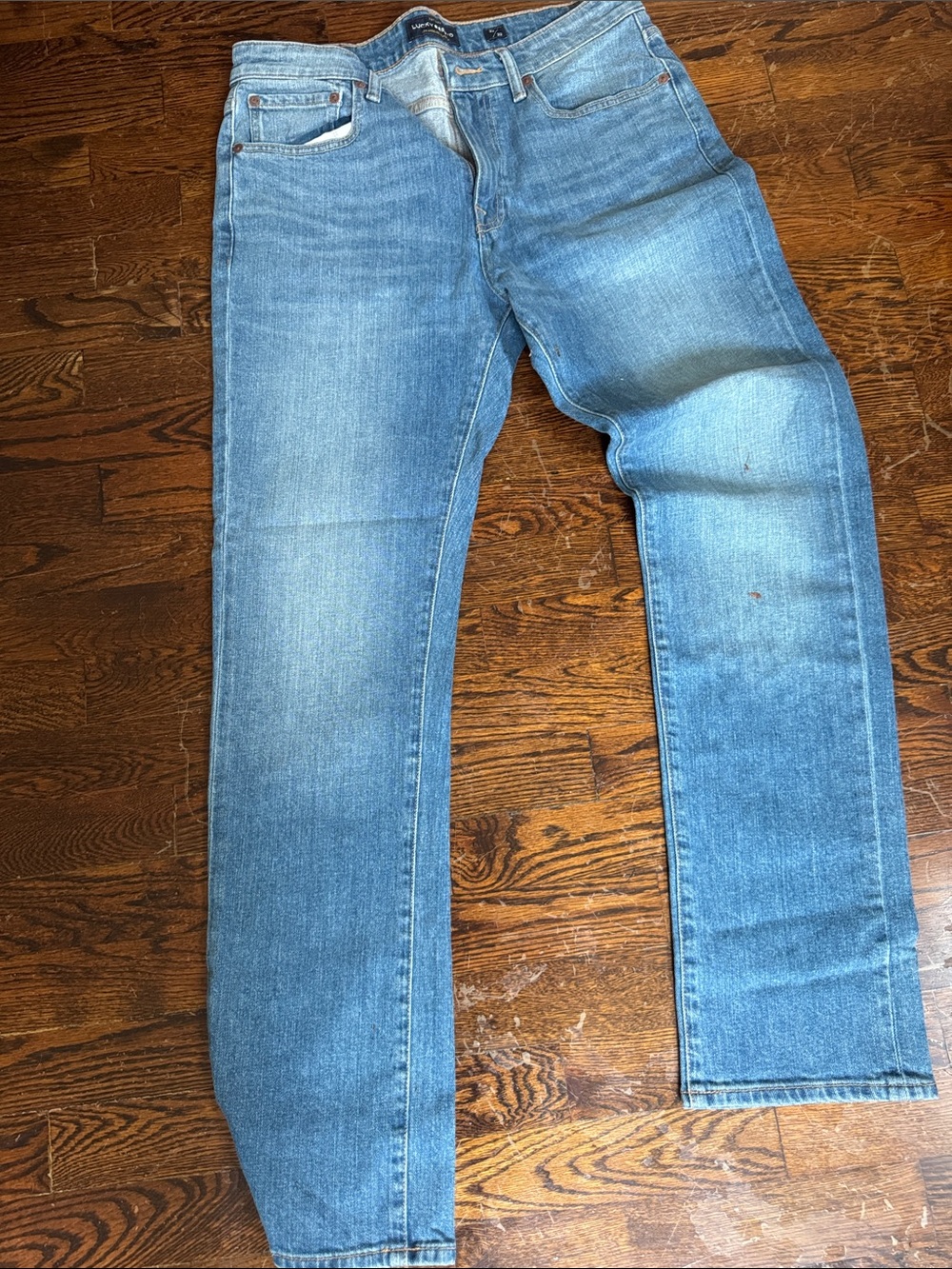 Lucky Brand Men’s Light Wash Straight Jeans